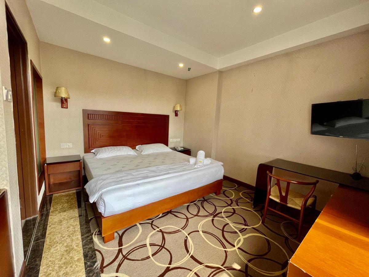 Fan Holiday Hotel Kuala Lumpur Bagian luar foto
